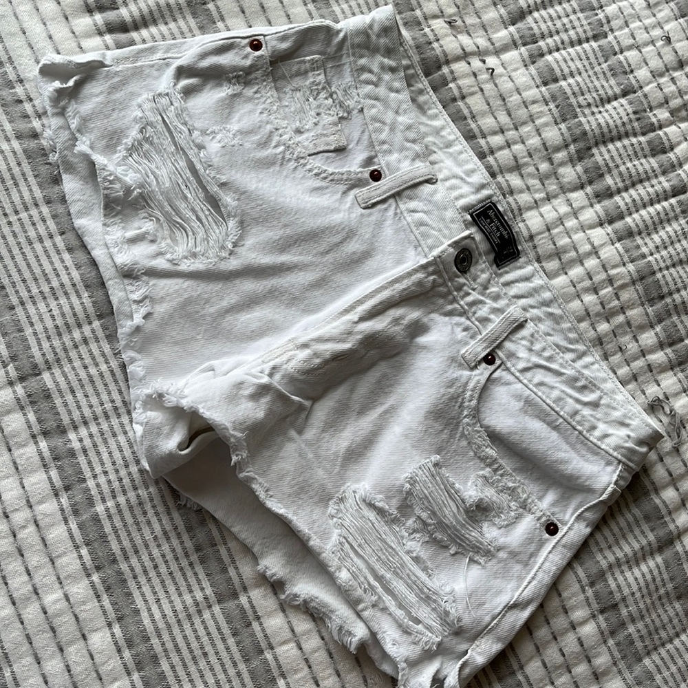 Abercrombie white shorts.